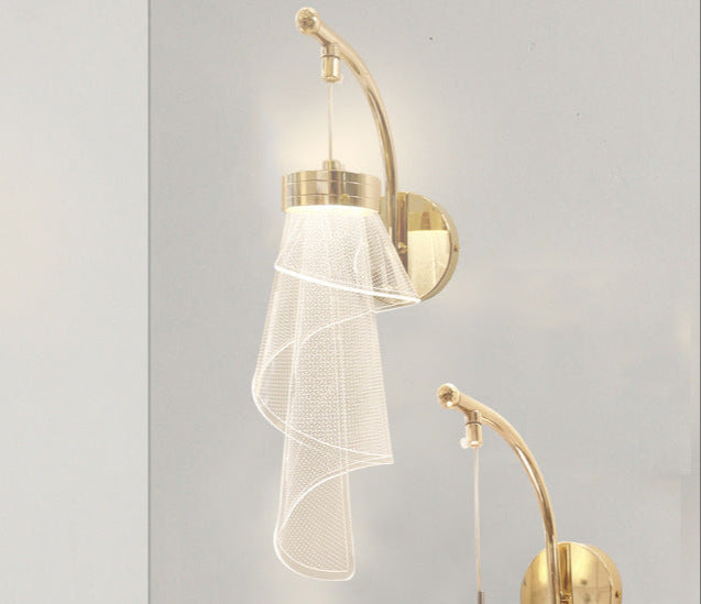 Wall lamp with glass cylinder, gold-colored
