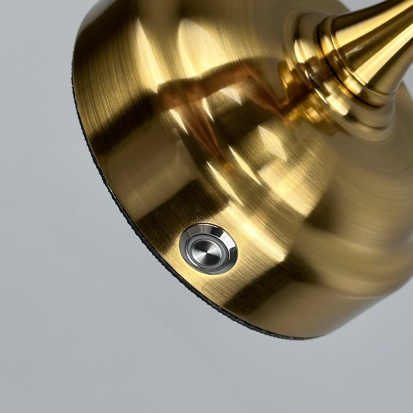 Goldene LED Tischlampen (AKKU und STROM) - TOLLzWOOD