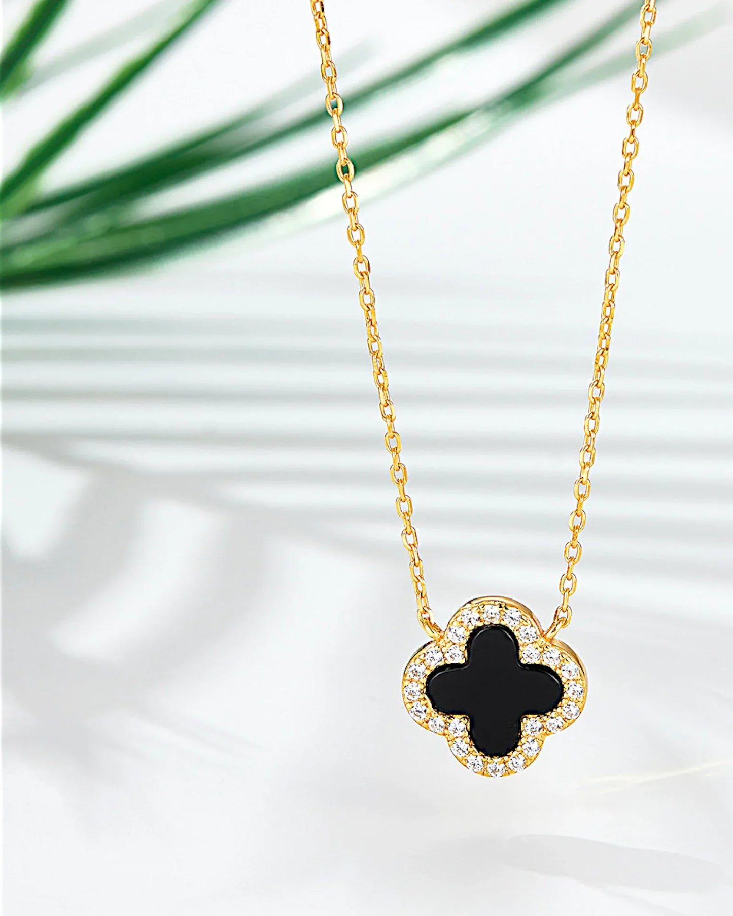 Halskette „Clover“ in gold-schwarze Farbe - TOLLzWOOD