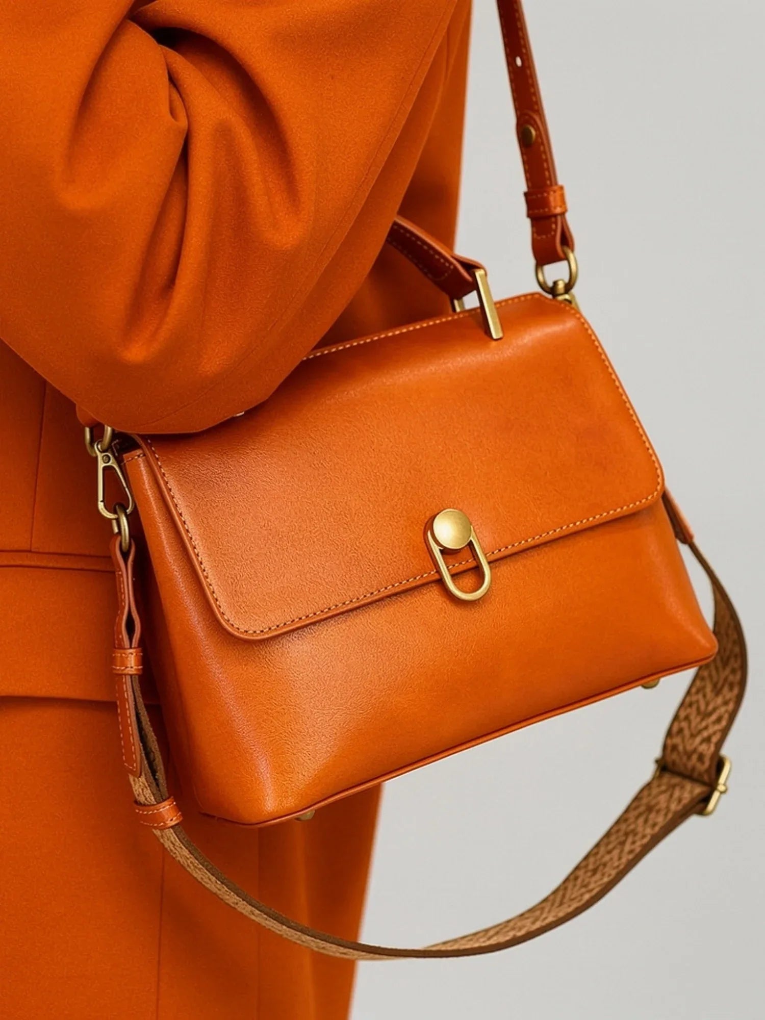 Leder Handtasche "Orchidee" - TOLLzWOOD