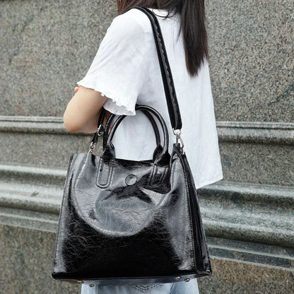 Leder Handtasche "Pfingstrose" - TOLLzWOOD