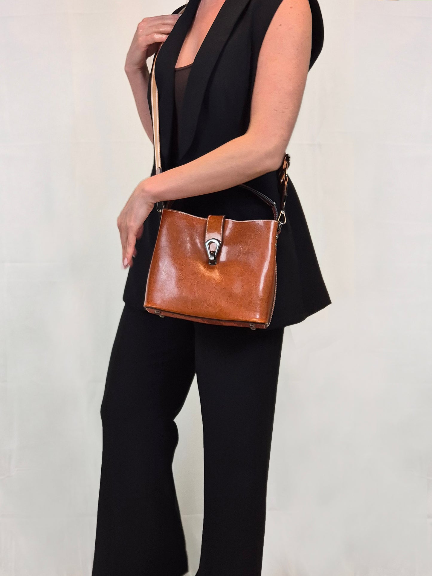 Leather handbag – Model 9142