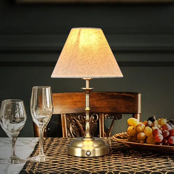 Goldene LED Tischlampen (AKKU und STROM) - TOLLzWOOD