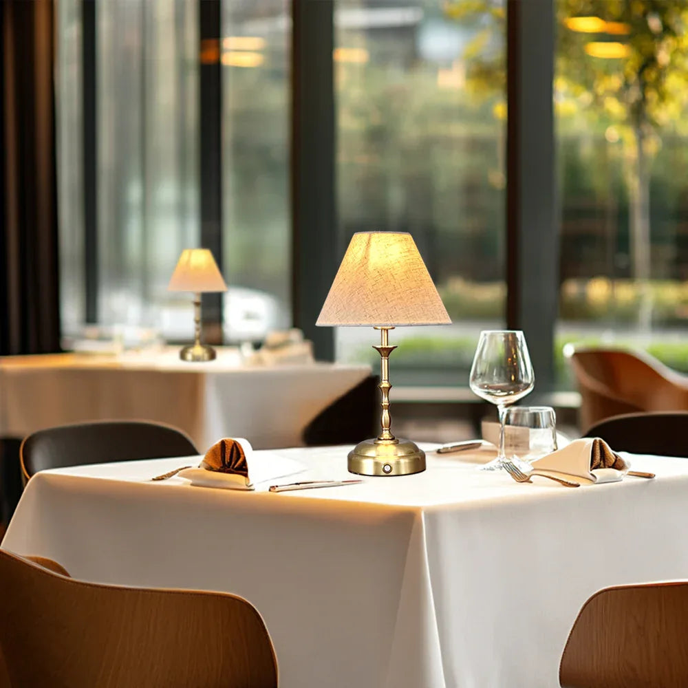 Goldene LED Tischlampen (AKKU und STROM) - TOLLzWOOD