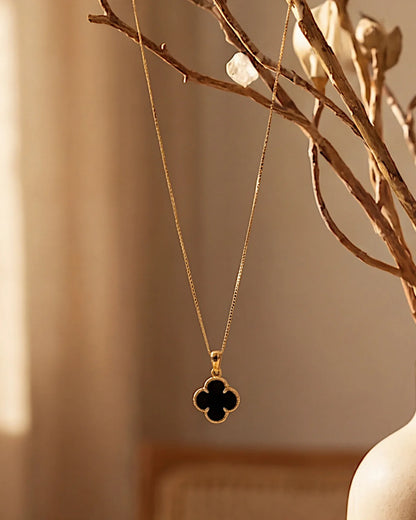 Halskette „Clover2“ in goldschwarz Farbe - TOLLzWOOD
