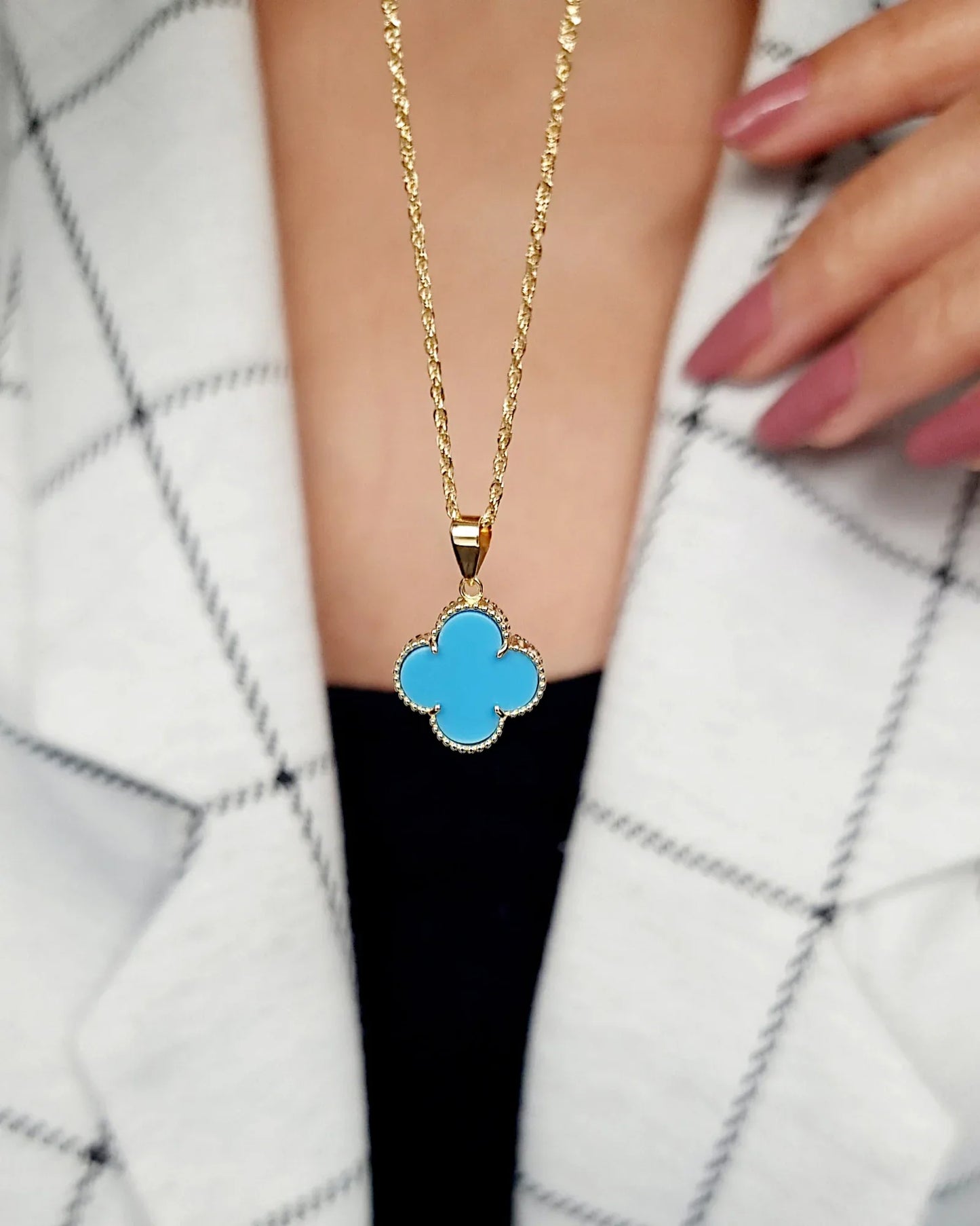 Halskette „Clover2“ in goldblau Farbe - TOLLzWOOD