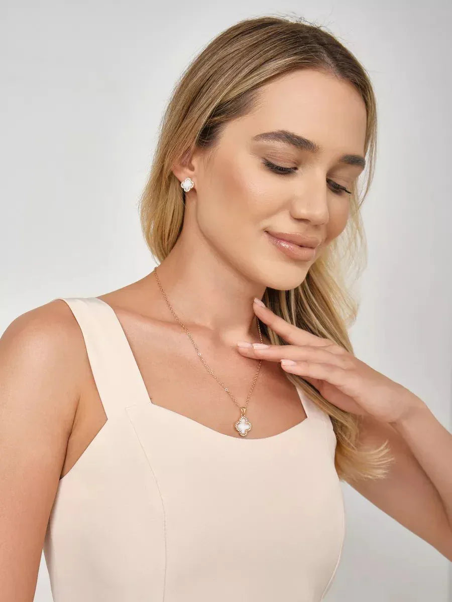 Halskette „Clover“ in Goldfarbe - TOLLzWOOD