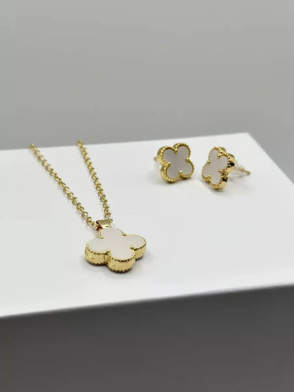 Halskette „Clover“ in Goldfarbe - TOLLzWOOD