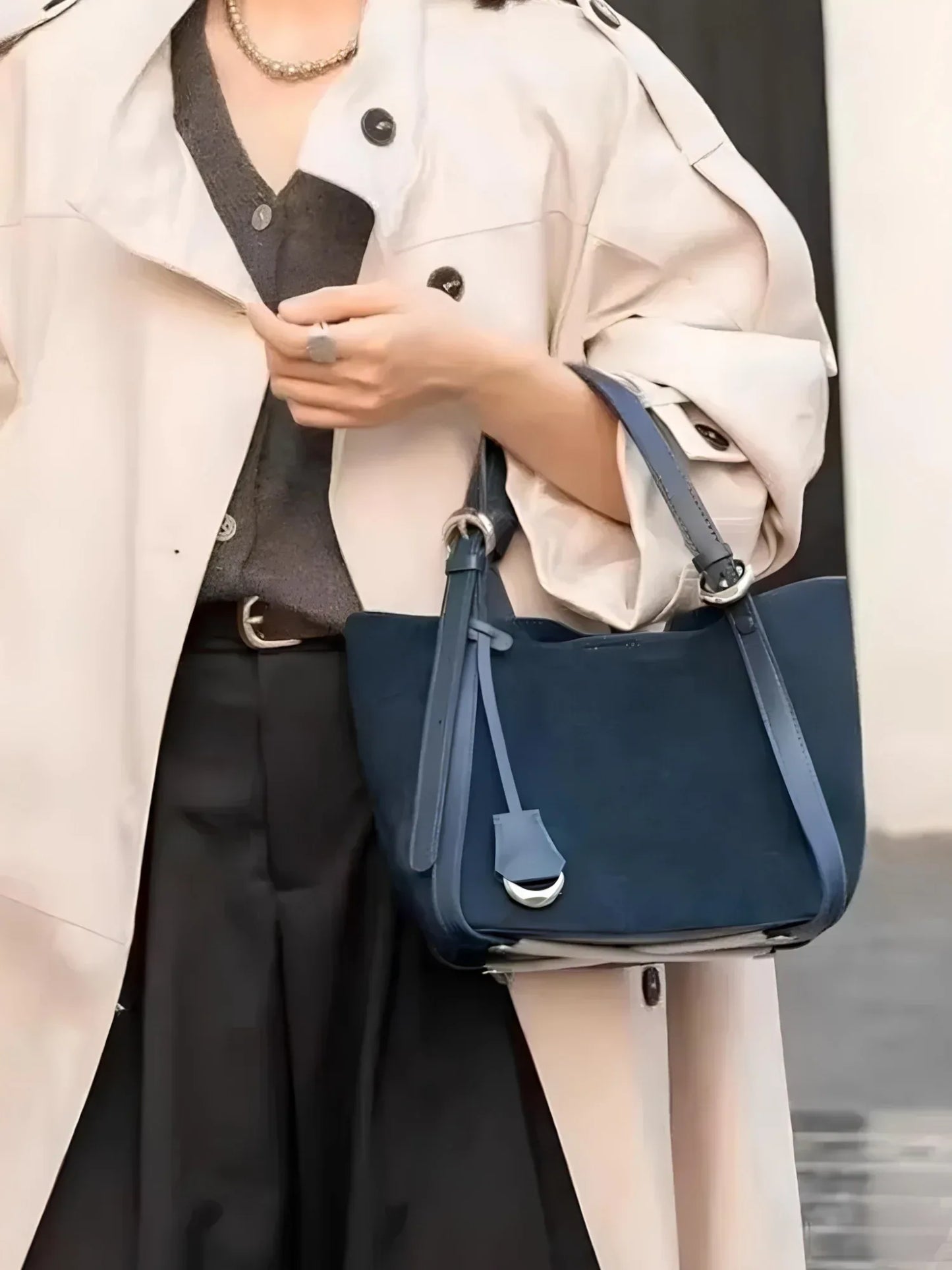 Leder Handtasche "Lotus" - TOLLzWOOD