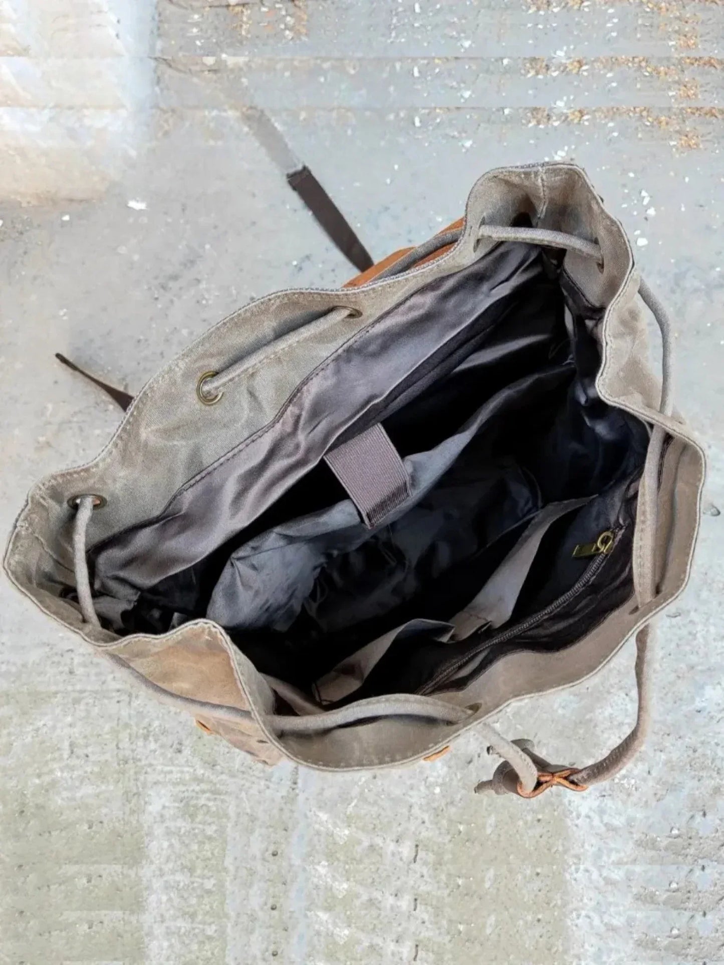 Leder Rucksack "Jäger" - TOLLzWOOD
