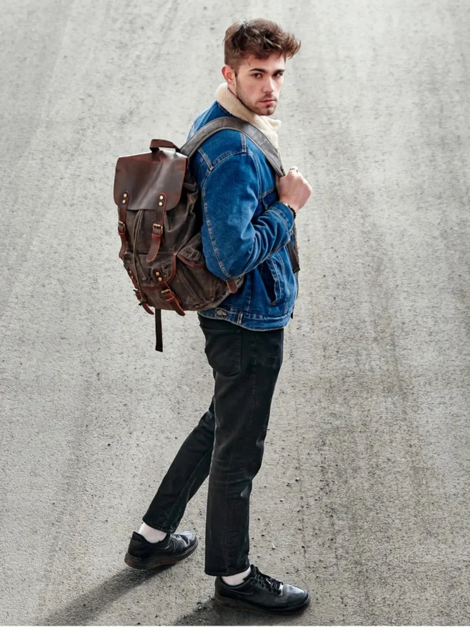 Leder Rucksack "Jäger" - TOLLzWOOD