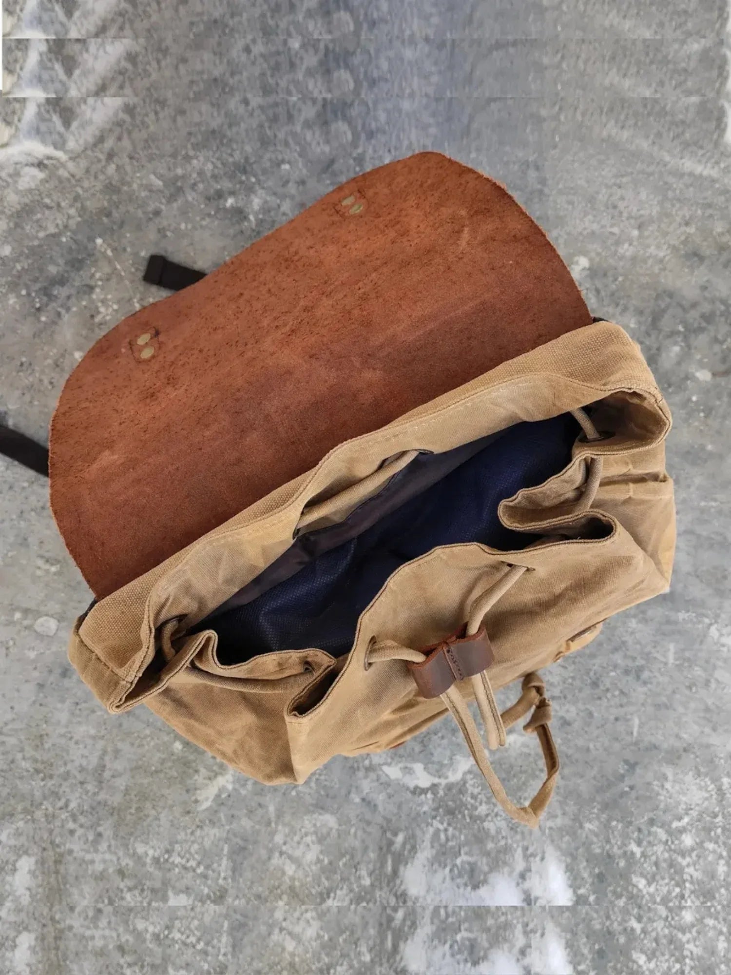 Leder Rucksack "Jäger" - TOLLzWOOD