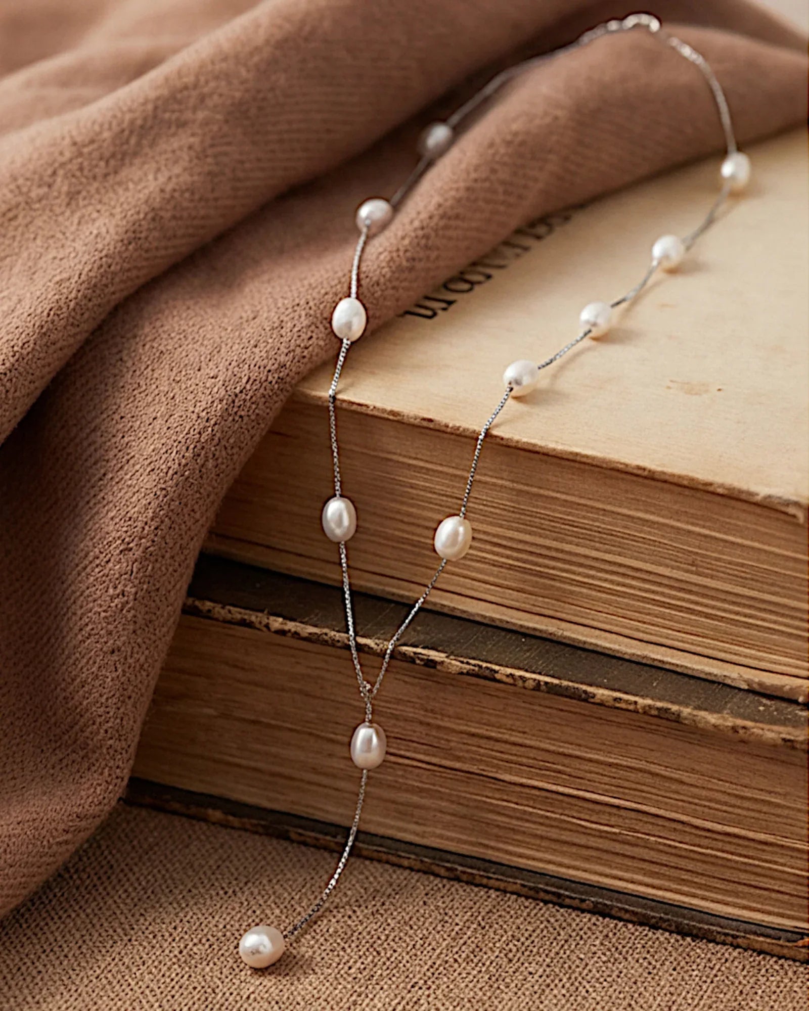 Freshwater pearl necklace - TOLLzWOOD