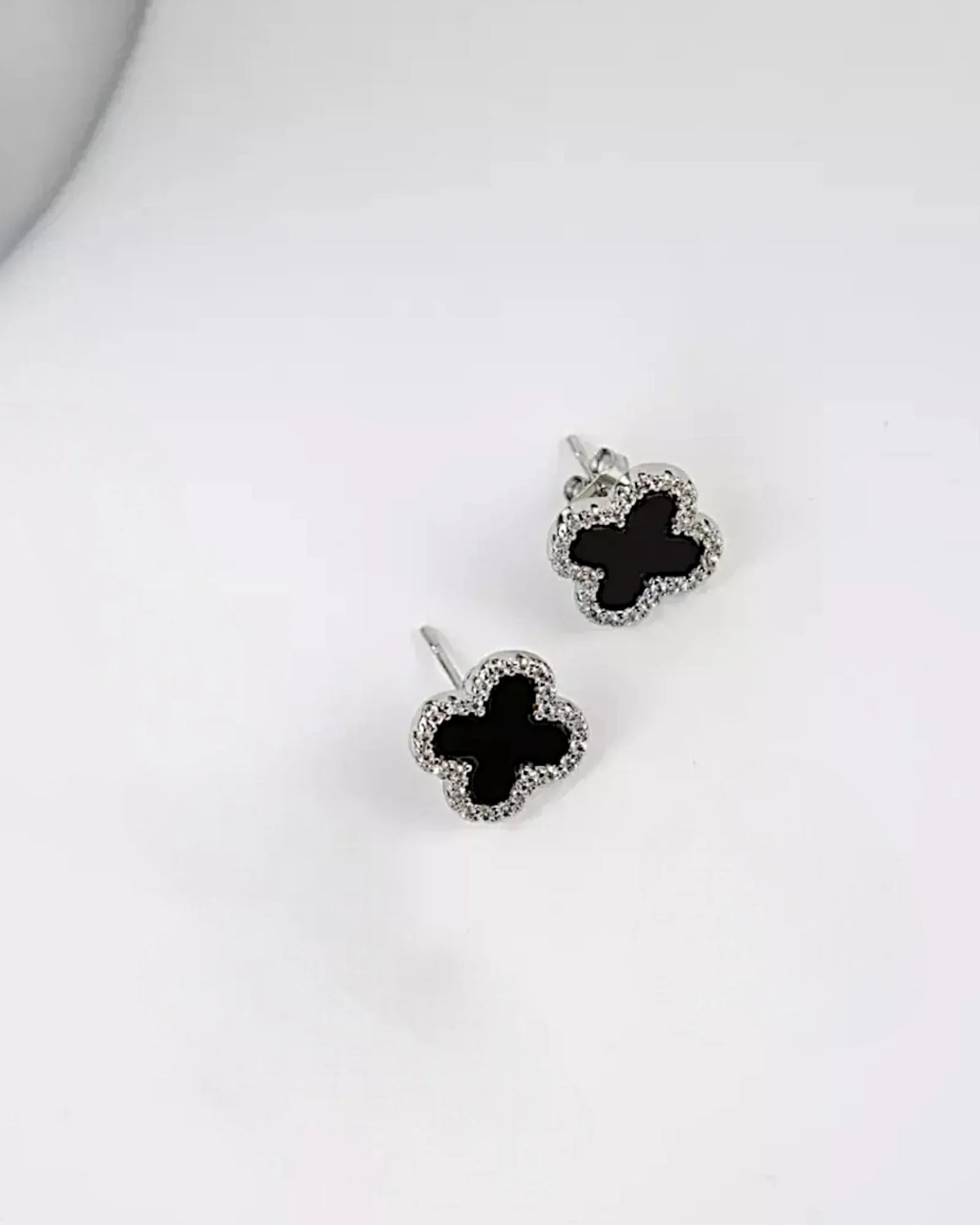Schmuck Ohrringe "Clover" aus 925er in silber-schwarz Farbe - TOLLzWOOD