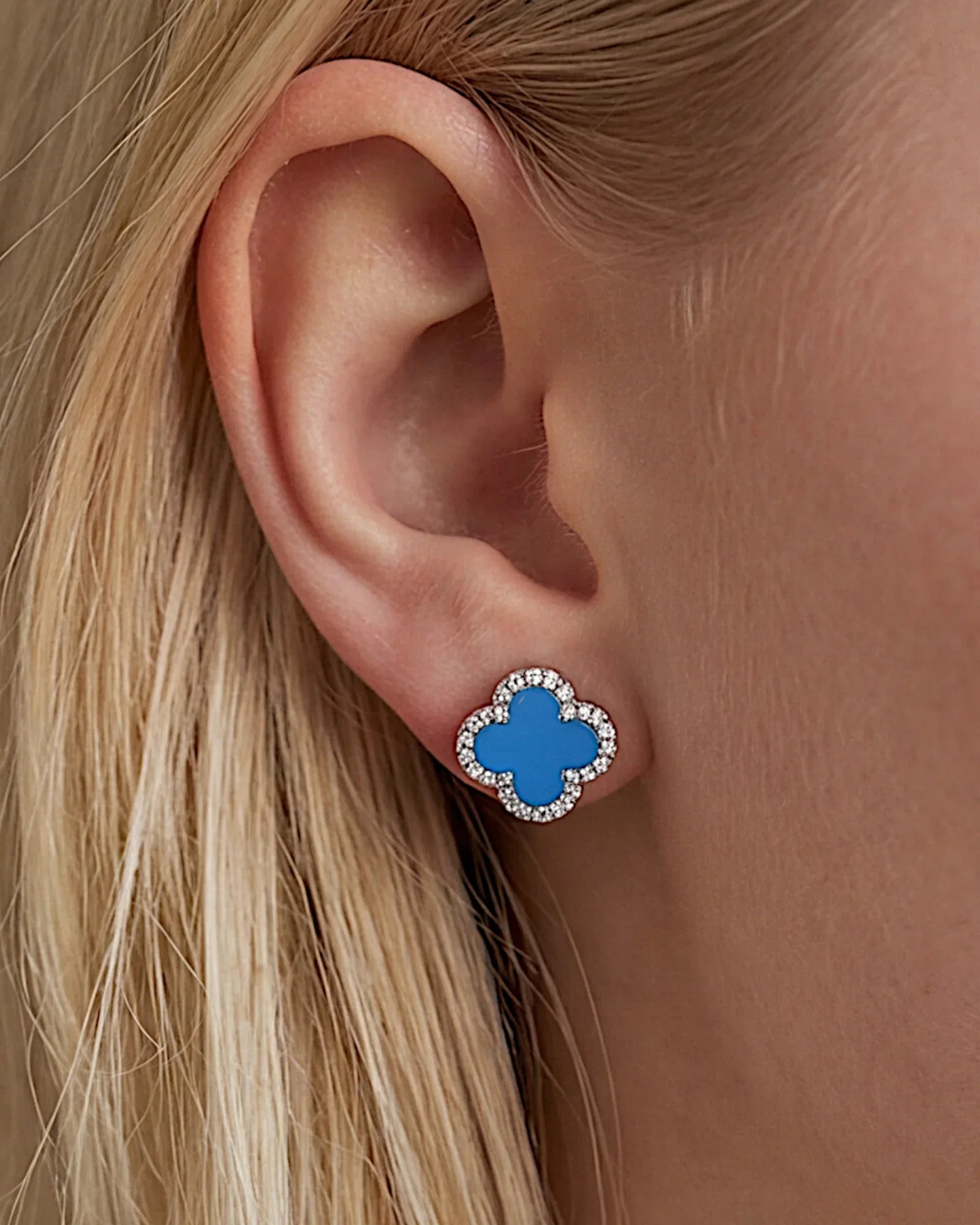 Schmuck Ohrringe "Clover" aus 925er in silbrigblau Farbe - TOLLzWOOD