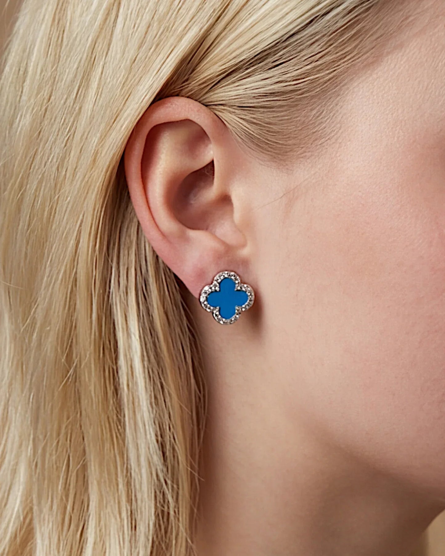 Schmuck Ohrringe "Clover" aus 925er in silbrigblau Farbe - TOLLzWOOD