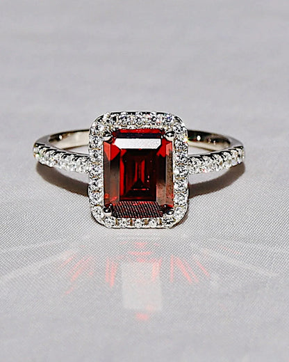 Ring aus 925er Silber mit grünem Zirkonia - TOLLzWOOD