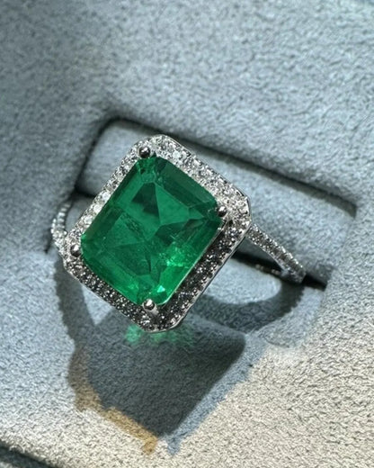 Ring aus 925er Silber mit grünem Zirkonia - TOLLzWOOD