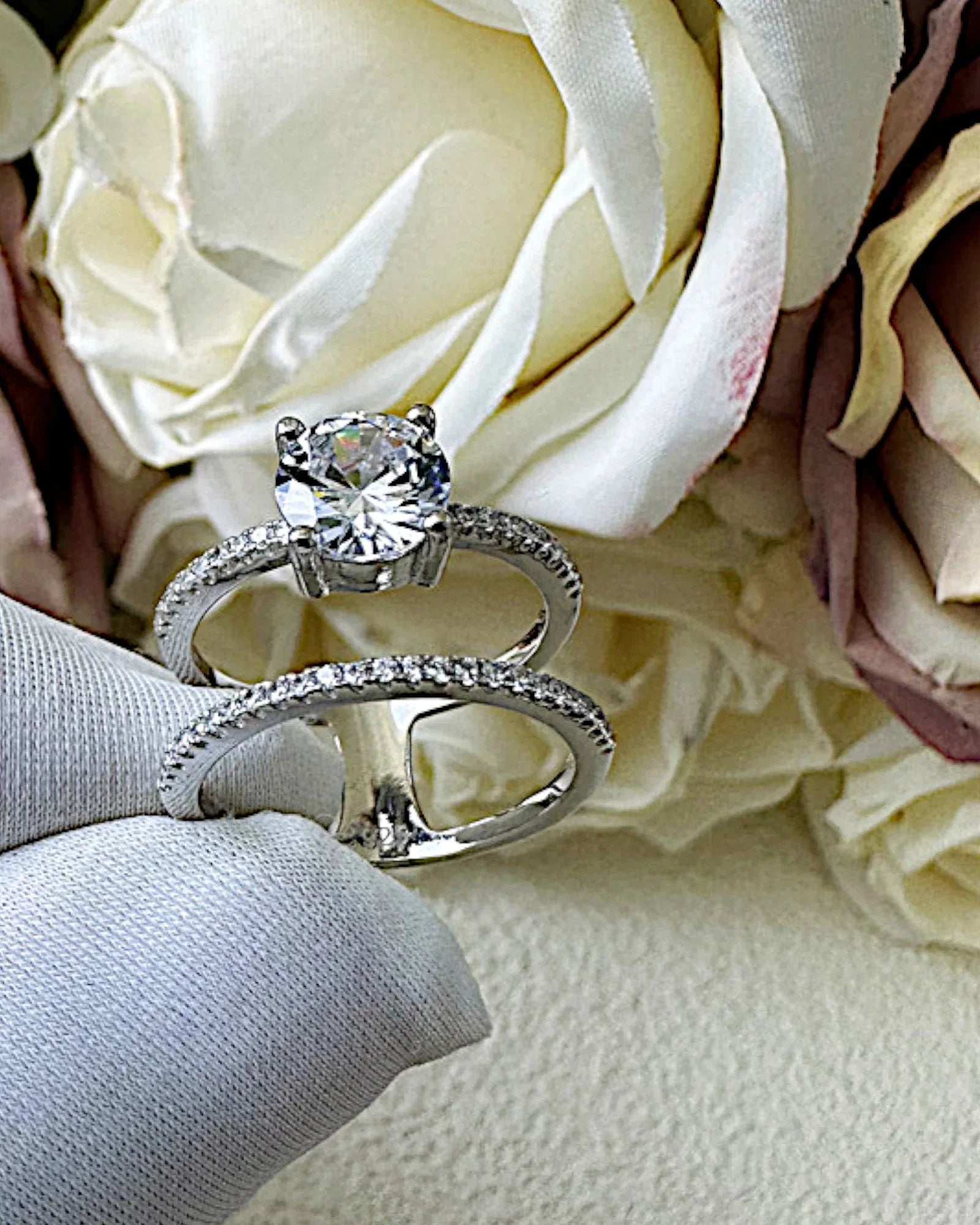 Ring aus 925er Sterlingsilber mit einem großen Zirkonia - TOLLzWOOD