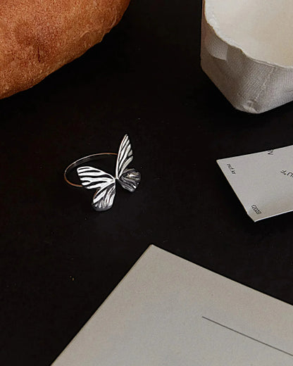 Schmetterlingsförmiger Ring aus 925er Sterlingsilber - TOLLzWOOD