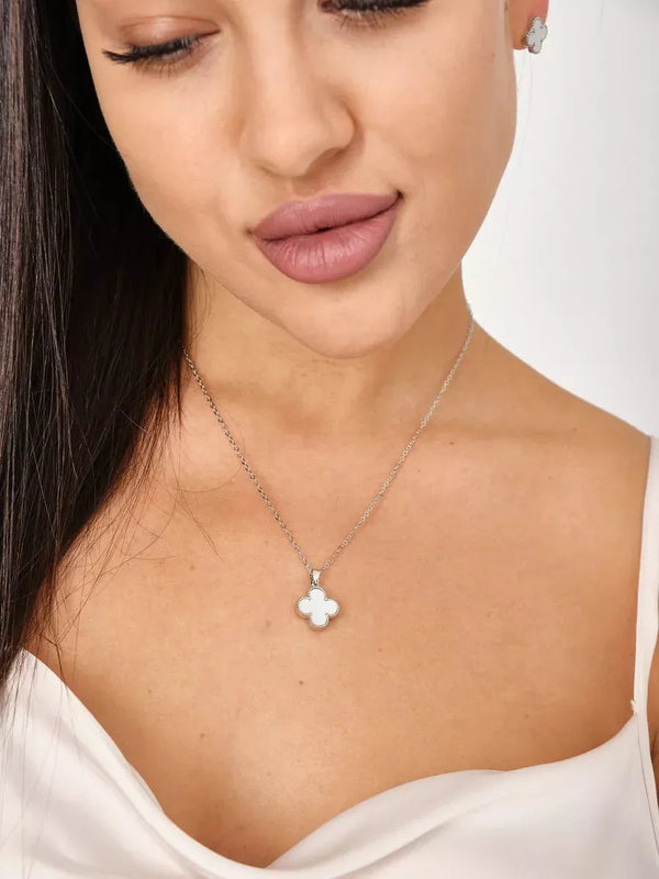 Silberfarbene „Clover“ Halskette - TOLLzWOOD