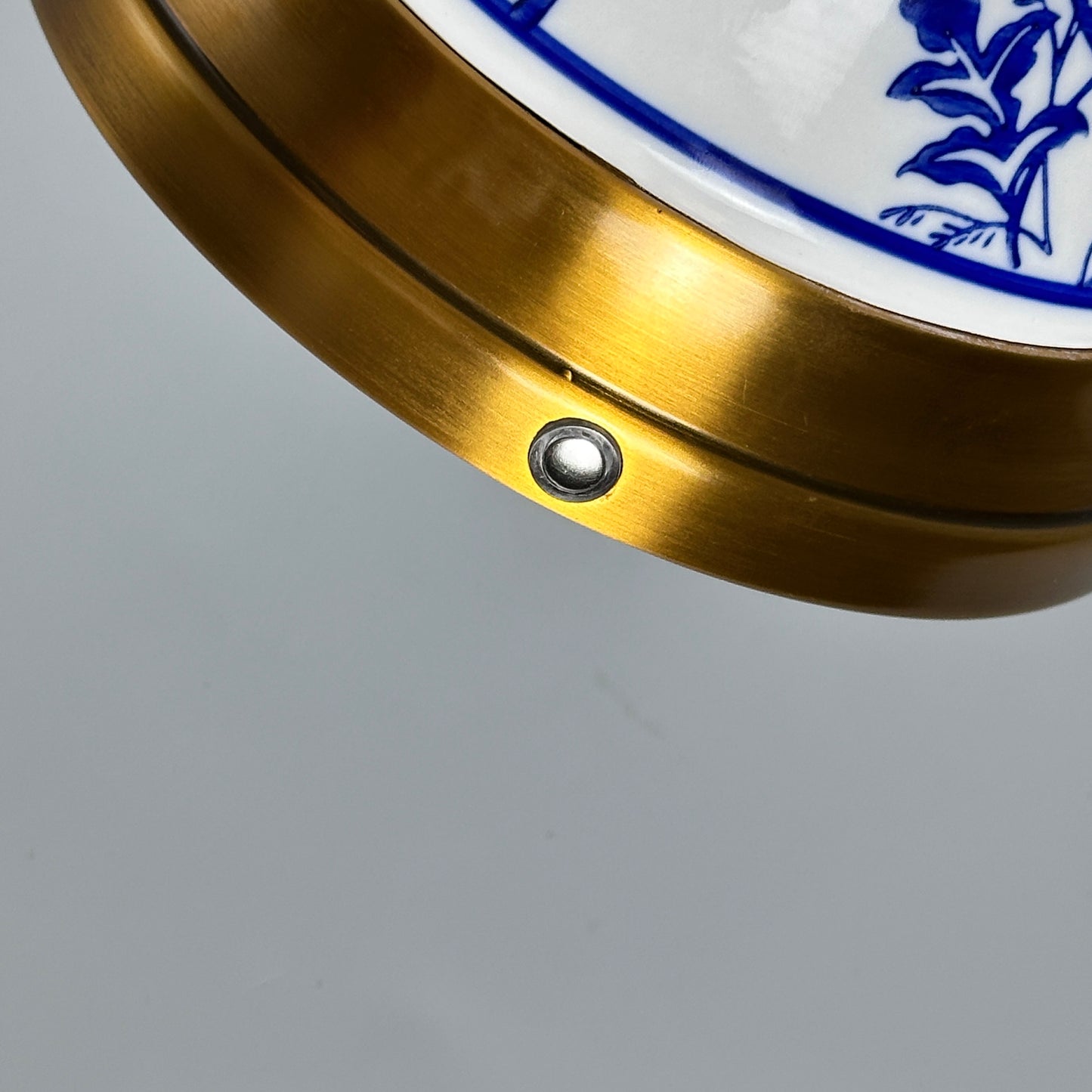 Ceramic table lamp with fabric shade, gold-colored