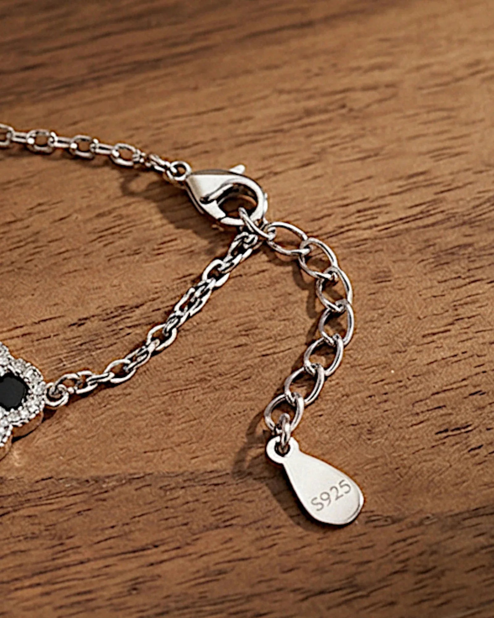 925er Sterlingsilber Armband "Clover" in Silberschwarze Farbe - TOLLzWOOD