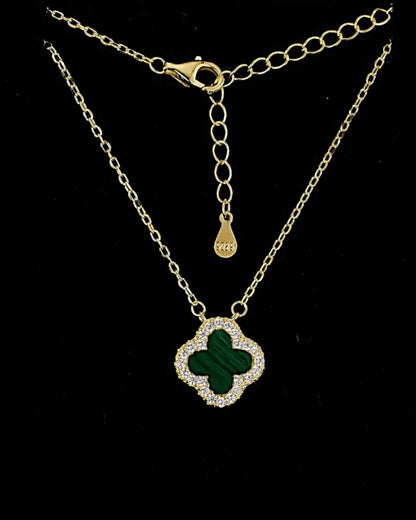Halskette „Clover“ in goldgrüne Farbe - TOLLzWOOD