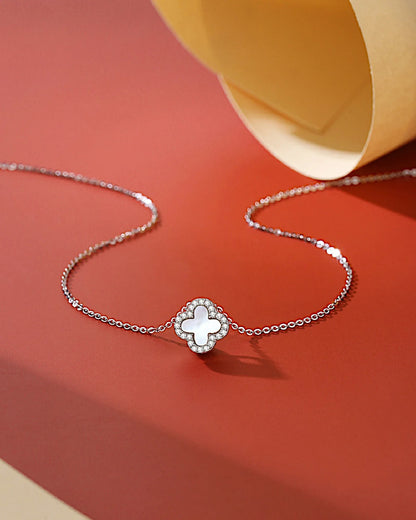Silberfarbene „Clover“ Halskette - TOLLzWOOD