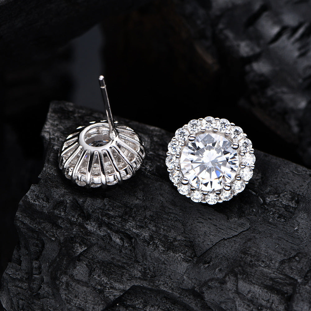 Ohrringe aus 925er Silber mit Zirkonia, rund