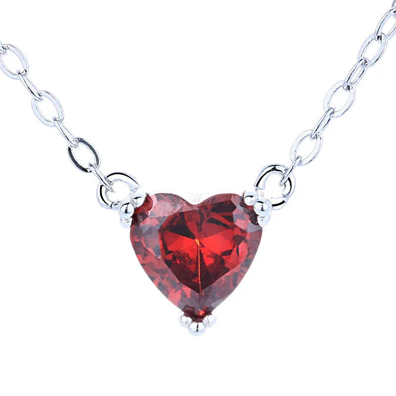 Halskette aus 925er Sterlingsilber mit runden, herzförmigen Zirkoniasteinen - TOLLzWOOD