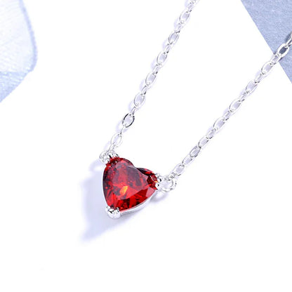 Halskette aus 925er Sterlingsilber mit runden, herzförmigen Zirkoniasteinen - TOLLzWOOD