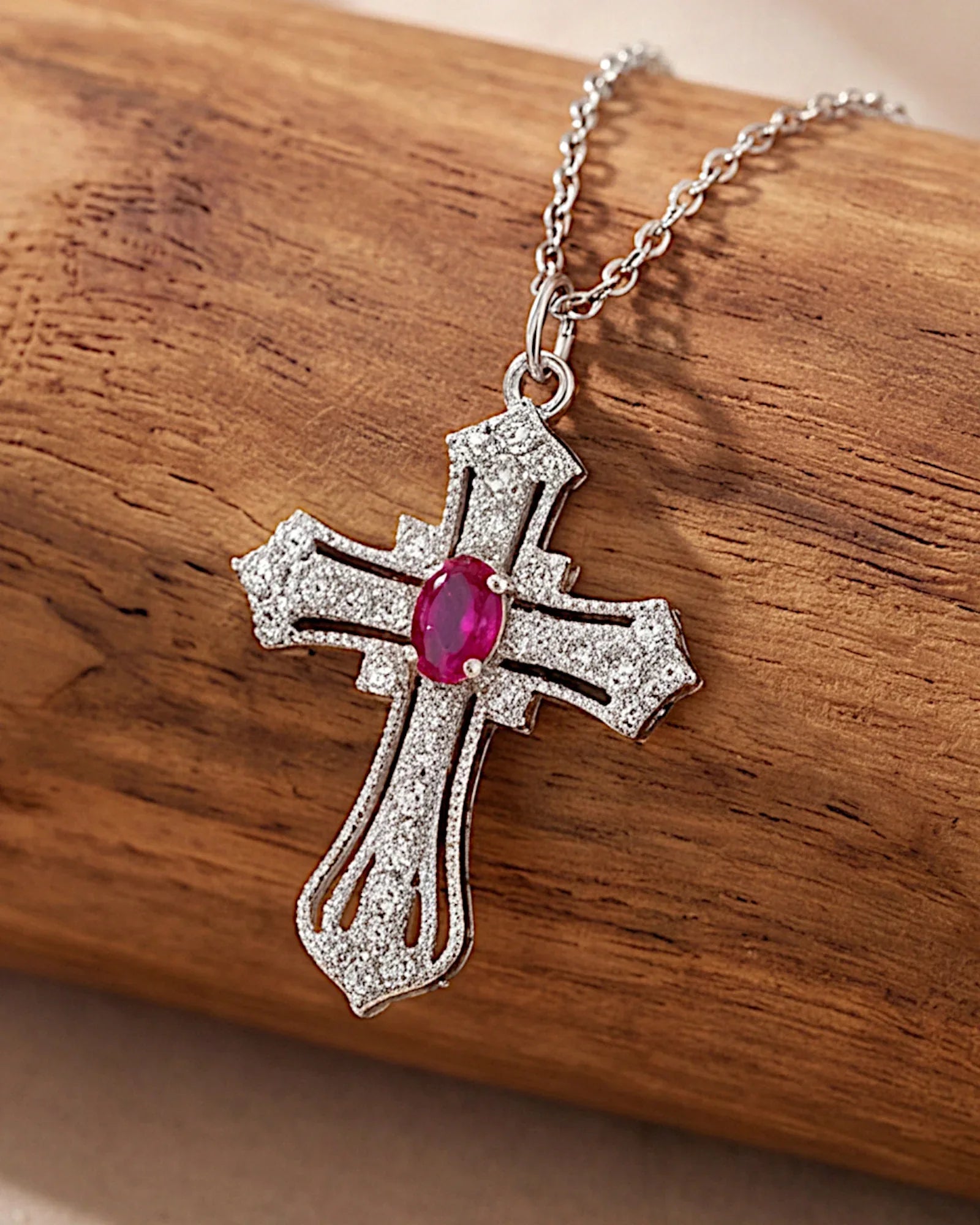 Kreuzkette aus 925er Sterlingsilber mit violettem Zirkonia - TOLLzWOOD