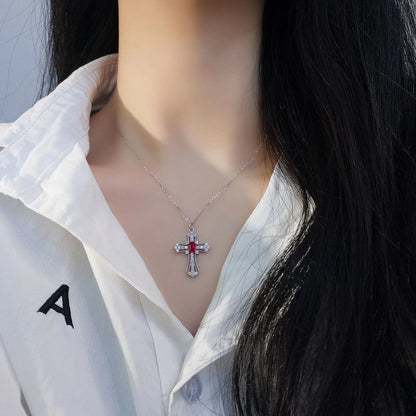 Kreuzkette aus 925er Sterlingsilber mit violettem Zirkonia - TOLLzWOOD