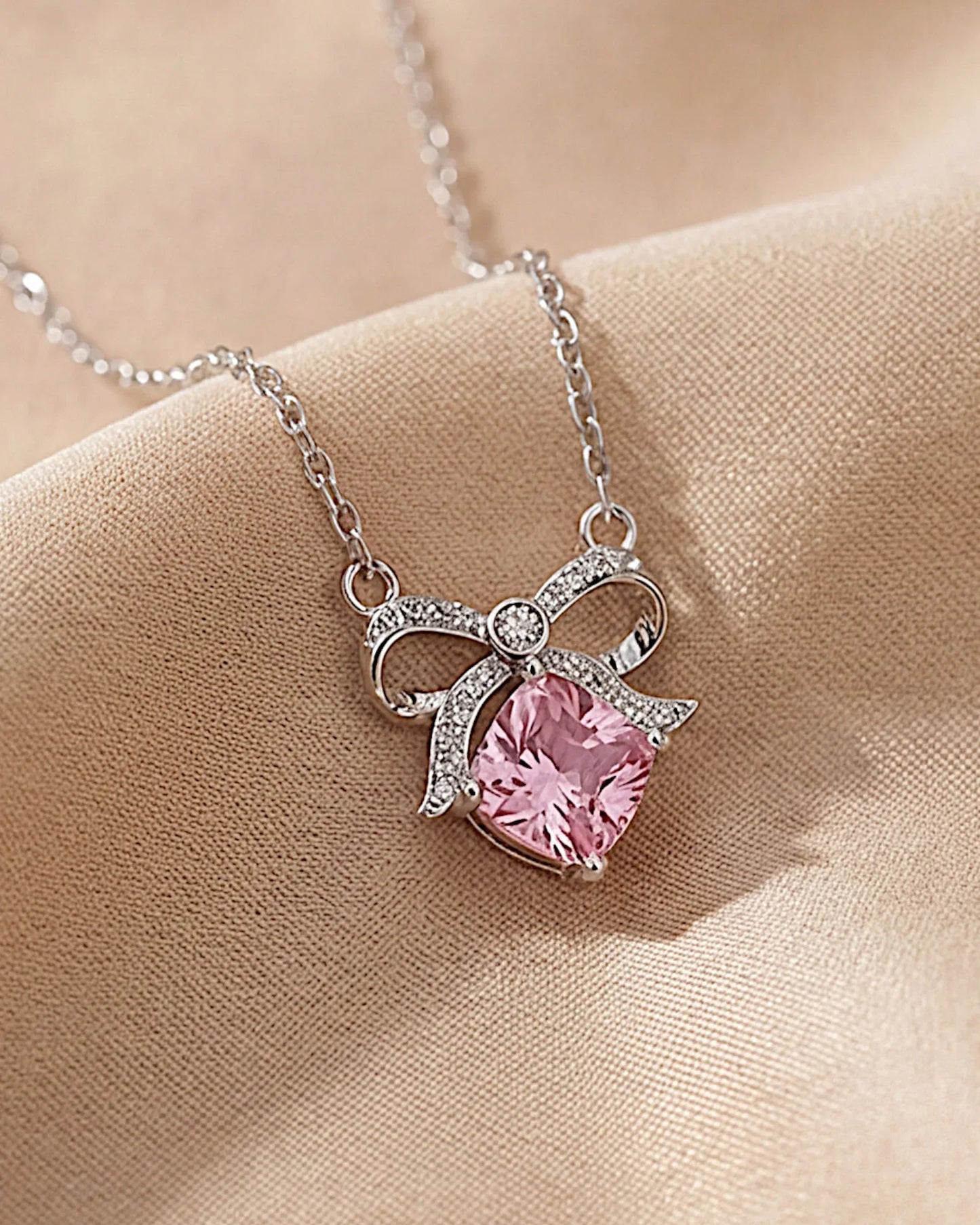 Halskette aus 925er Sterlingsilber mit einem großen rosa Zirkon - TOLLzWOOD