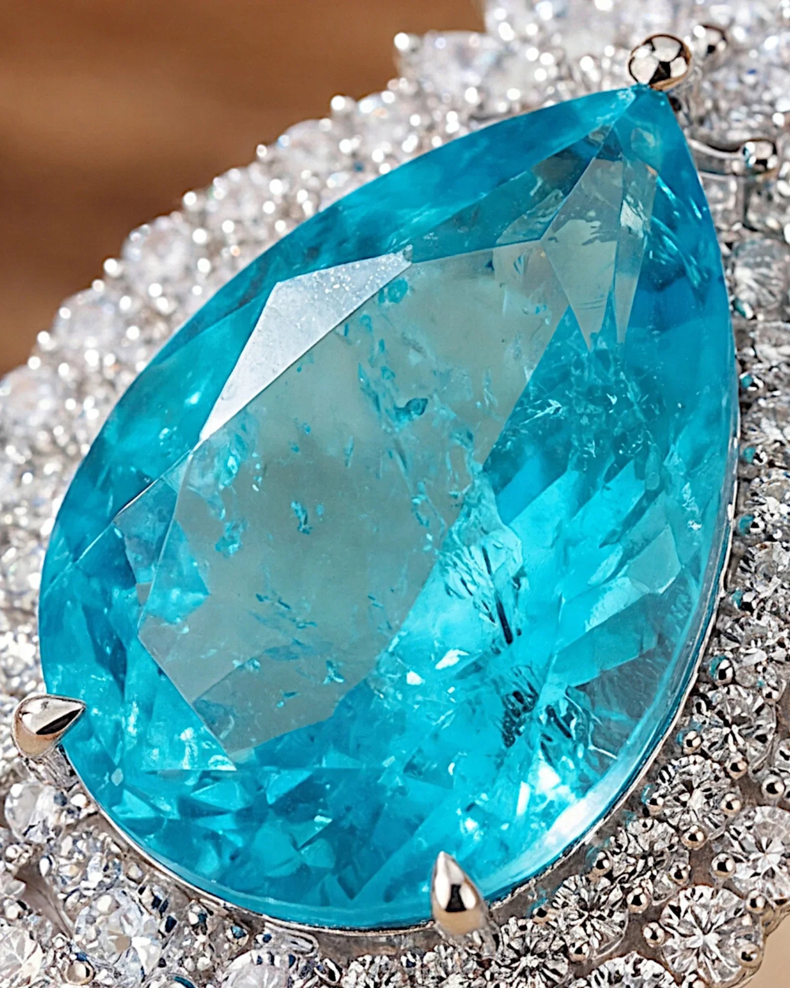 Halskette aus 925er Silber mit blauem Zirkonia, Tropfenform - TOLLzWOOD