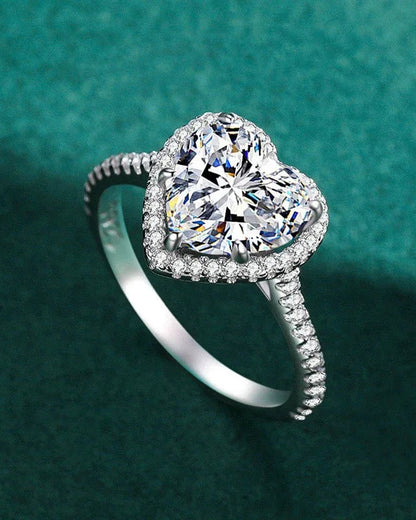 Ring aus 925er Sterlingsilber mit einem großen herzförmigen Zirkonia - TOLLzWOOD