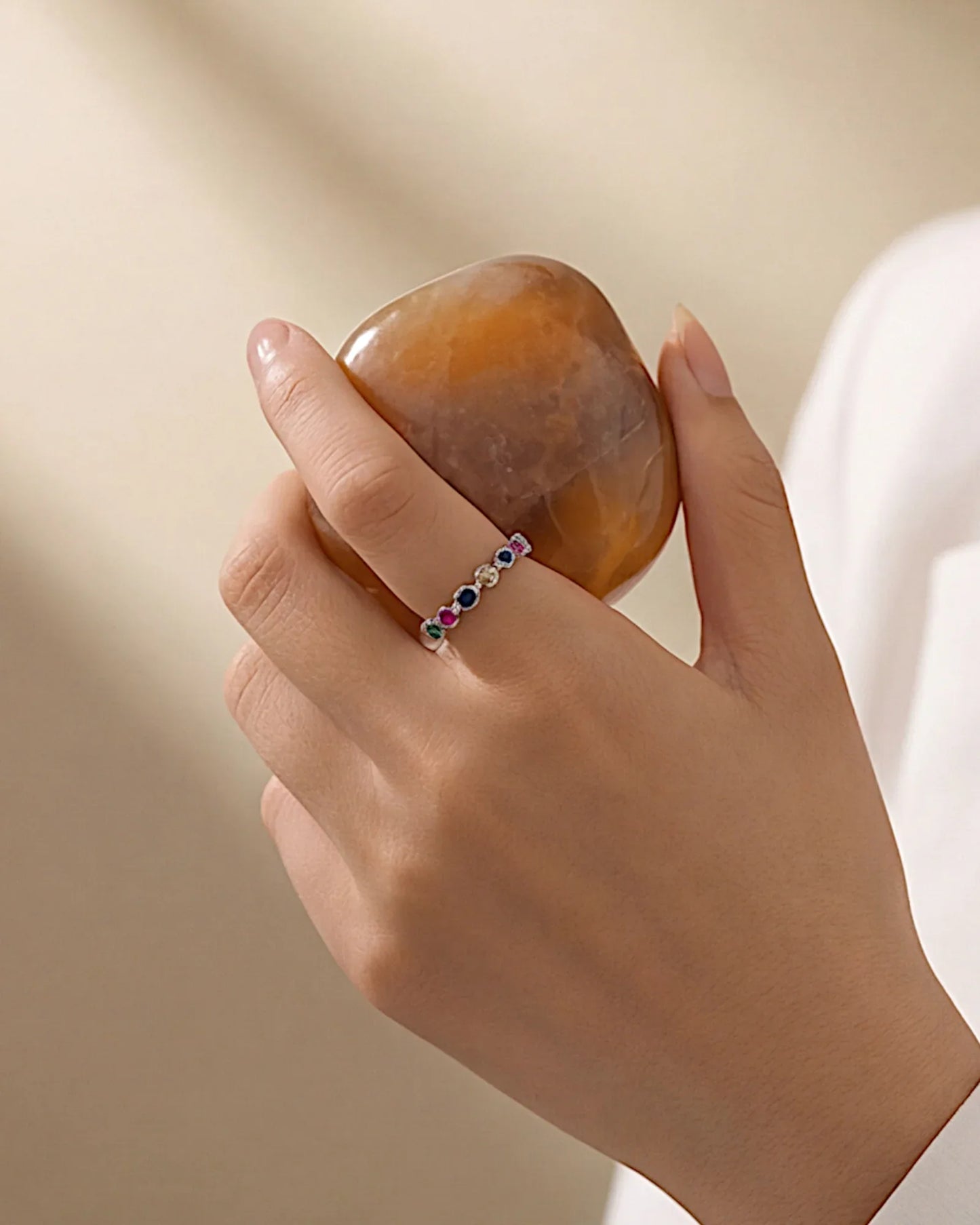 Ring aus 925er Sterlingsilber mit mehrfarbigen Zirkonen - TOLLzWOOD