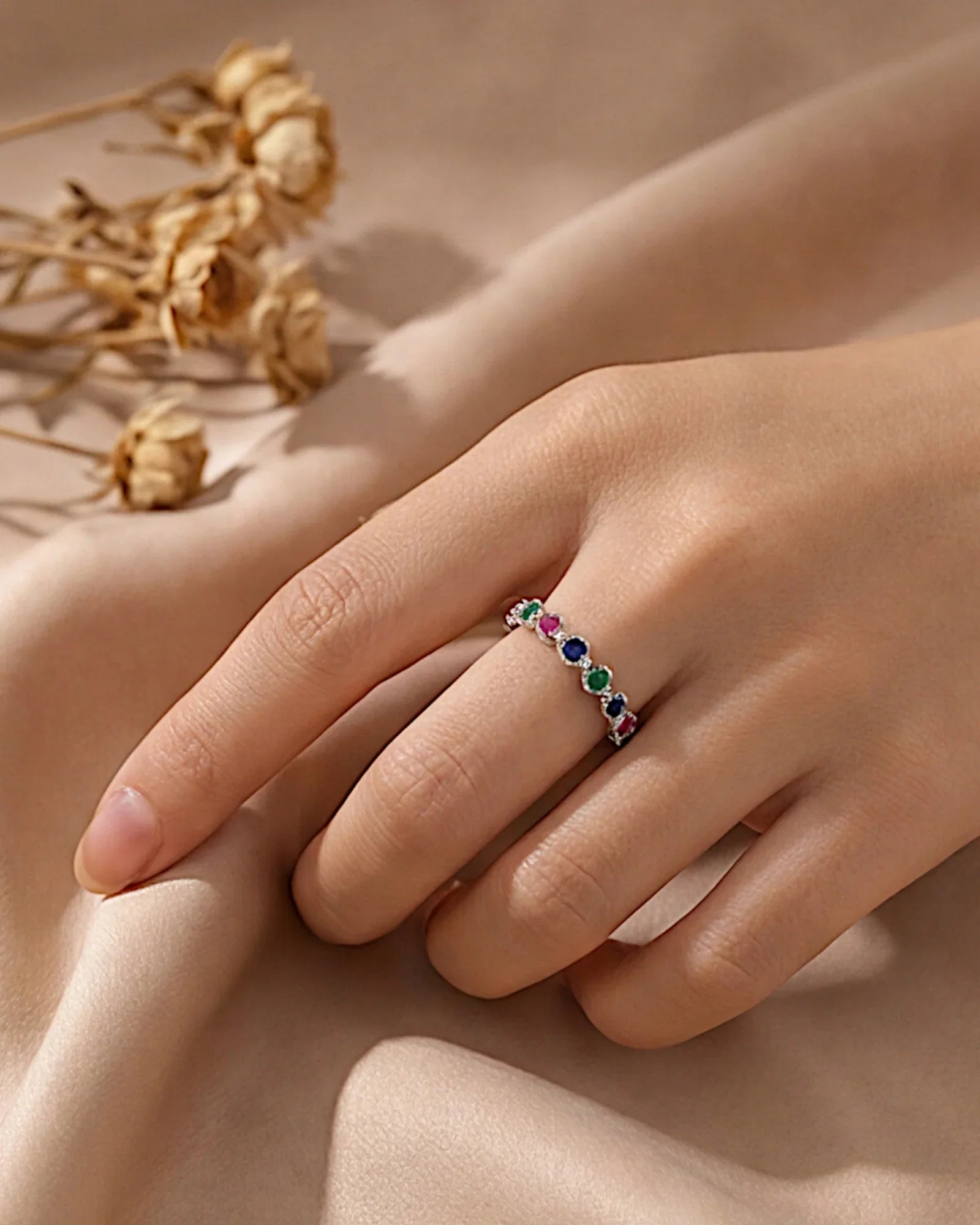 Ring aus 925er Sterlingsilber mit mehrfarbigen Zirkonen - TOLLzWOOD