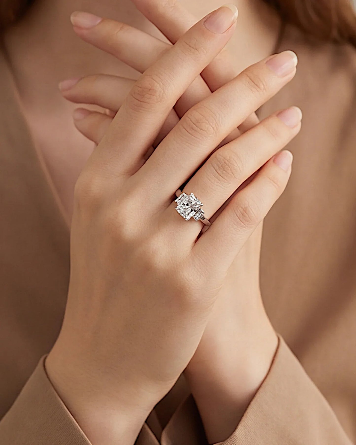 Ring aus 925er Sterlingsilber mit großem Zirkon - TOLLzWOOD