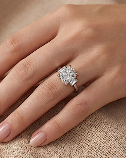 Ring aus 925er Sterlingsilber mit großem Zirkon - TOLLzWOOD