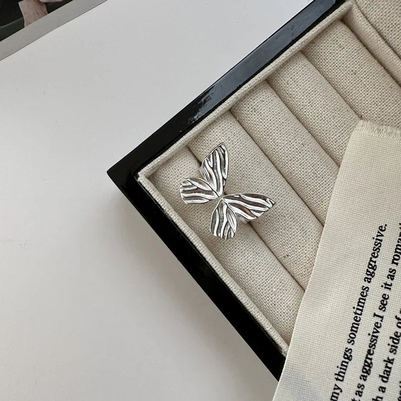 Schmetterlingsförmiger Ring aus 925er Sterlingsilber - TOLLzWOOD