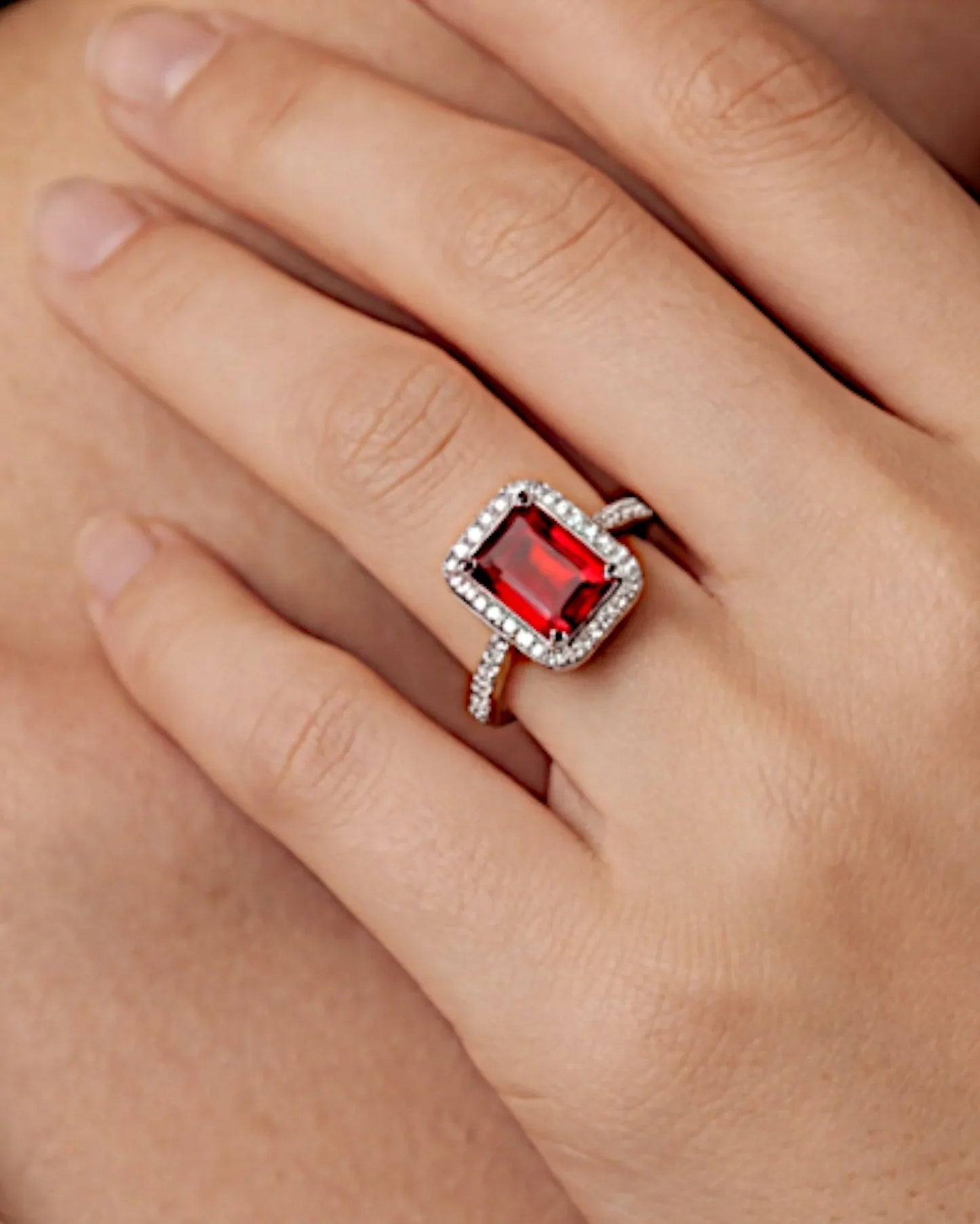 Ring aus 925er Silber mit grünem Zirkonia - TOLLzWOOD