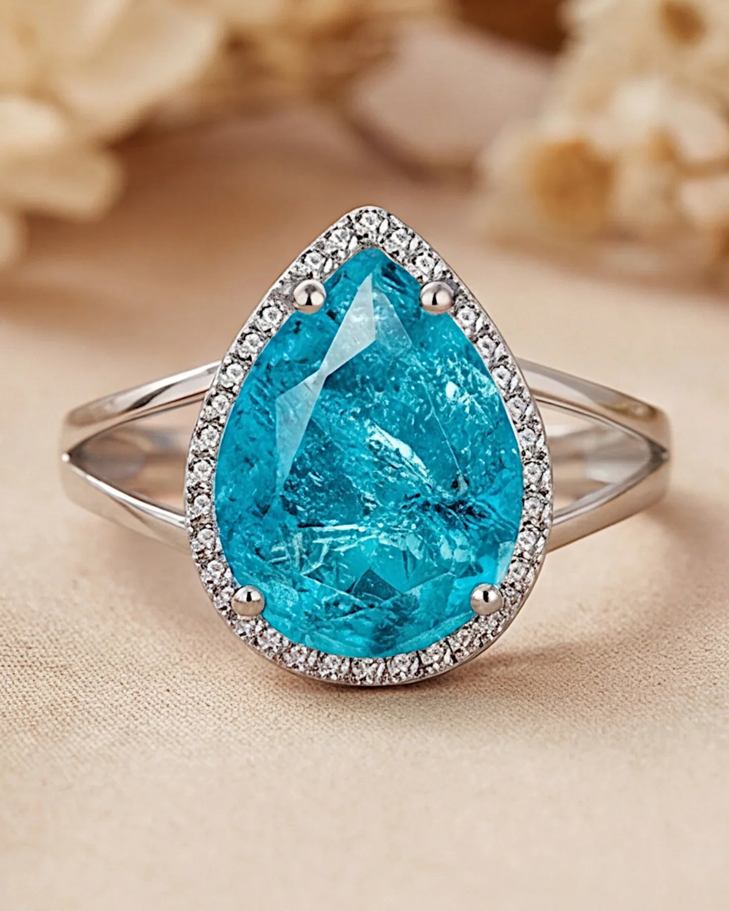 Ring aus 925er Silber mit blauem Zirkonia, Tropfenform - TOLLzWOOD