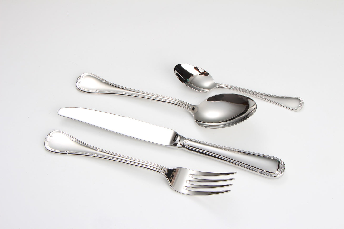 Cutlery set – 4 pieces