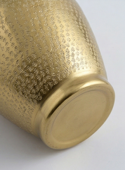 Aluminum vase