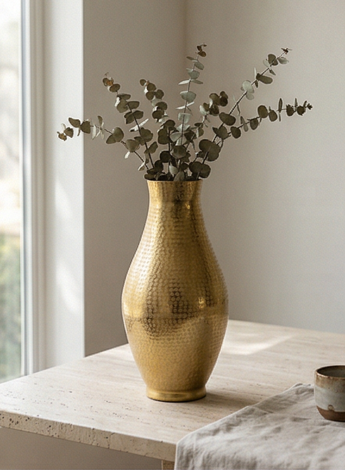 Aluminum vase