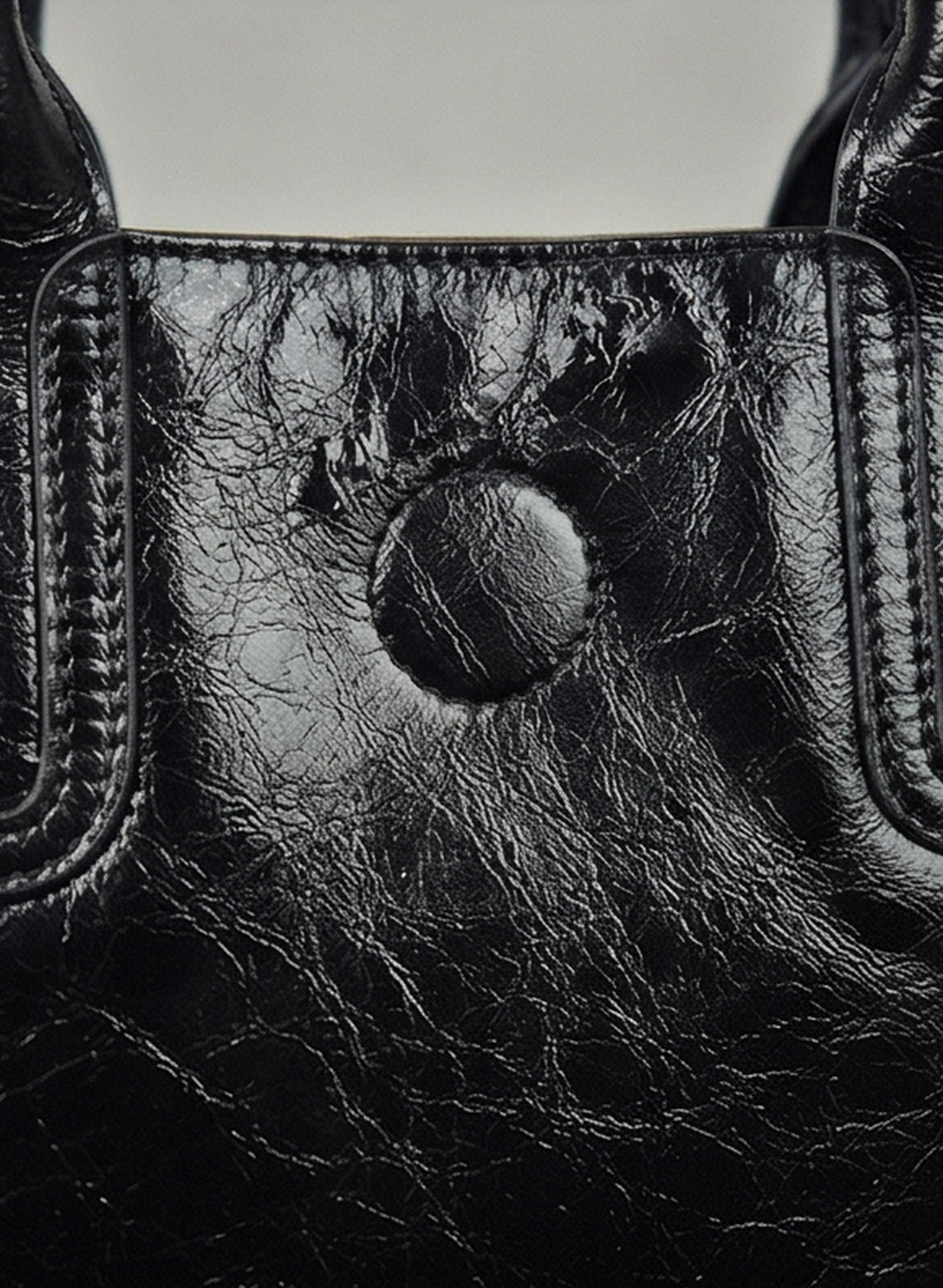 Leather handbag "Pfingstrose"