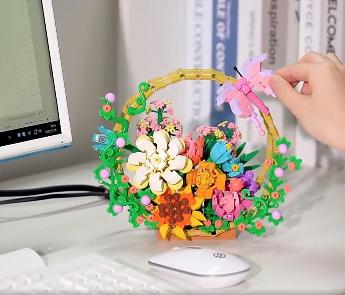 EC Midsummer Flower Bouquet Ornament, 635 pieces 