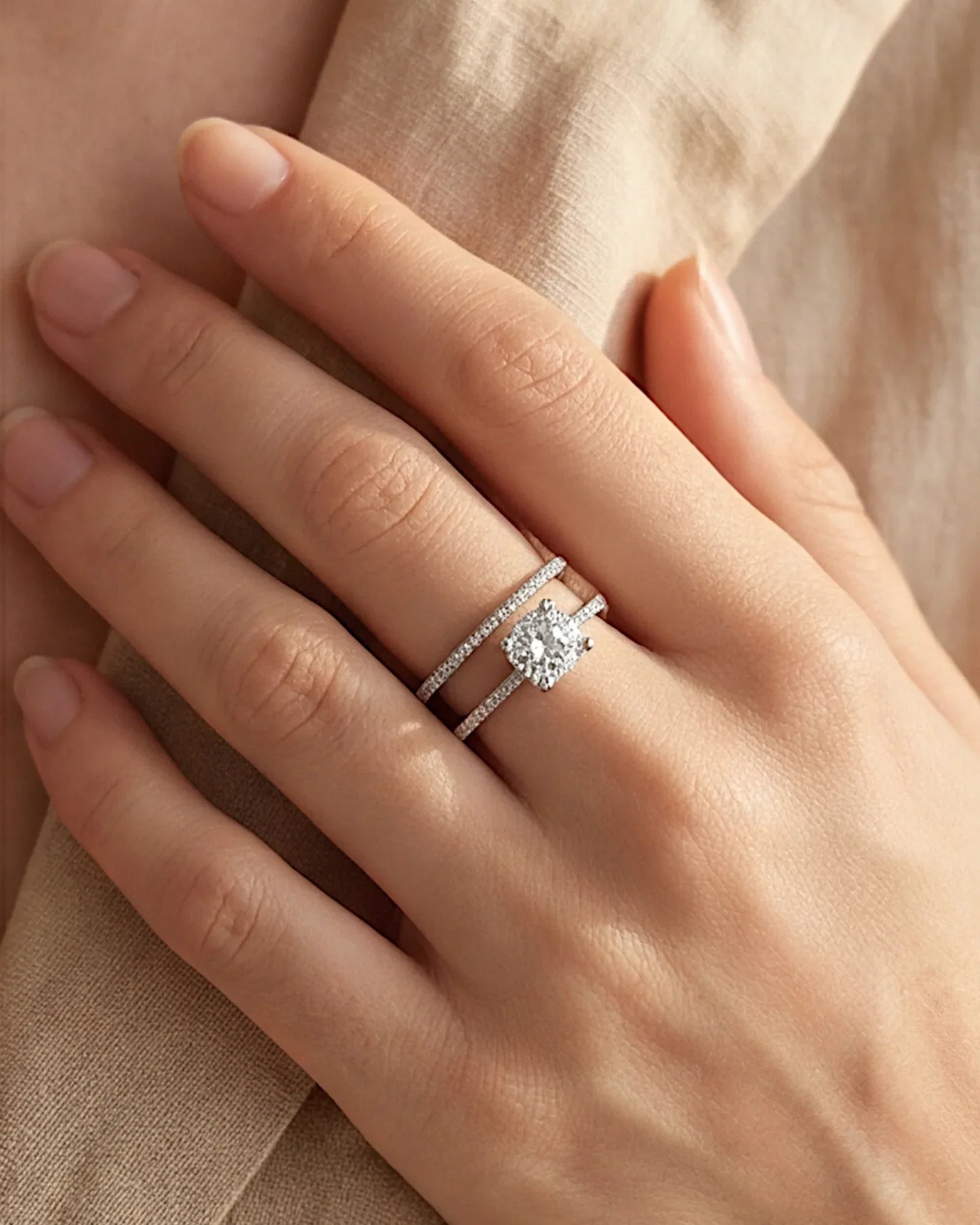 Ring aus 925er Sterlingsilber mit einem großen Zirkonia - TOLLzWOOD